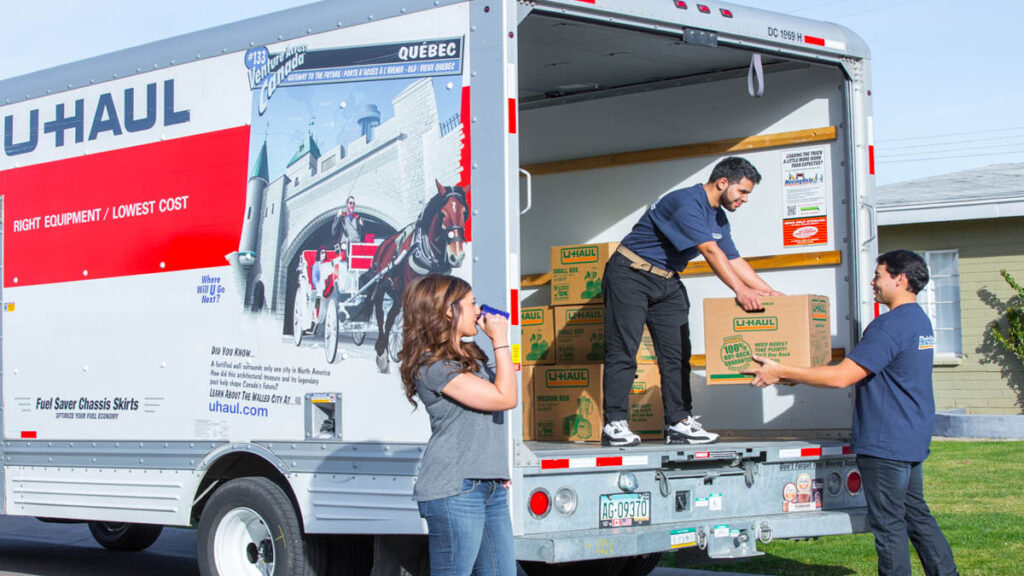 How Much Can Fit in a 15 ft Uhaul Truck: Everything You Need to Know How Much Can Fit in a 15 ft Uhaul Truck