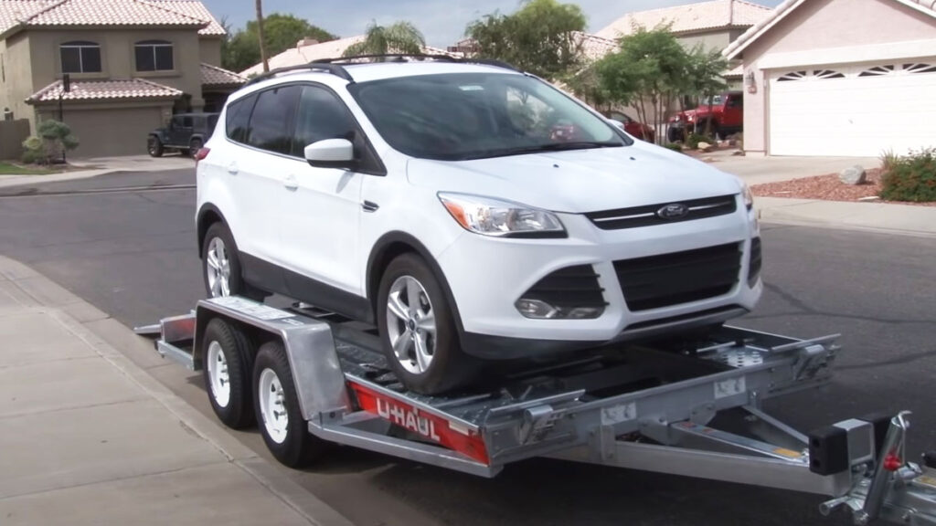 How Wide Is a Uhaul Car Trailer